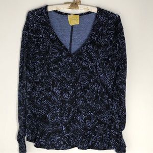 Free People Top Women's XS Black Purple Floral Cropped Back Long Ruched Sleeves